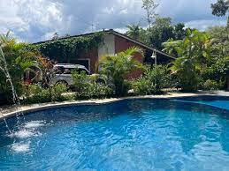 Chácara à venda em Juquitiba, excelente para morar.